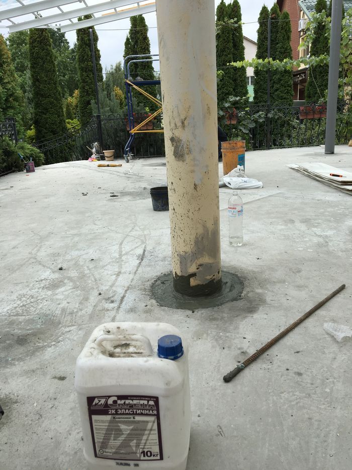 Скрепа 2К эластичная для герметизации примыкания металлических колон к бетонной стяжке